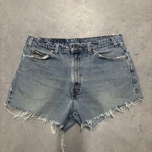 Vintage Levi's 550 Cut off Jean Shorts Made in USA Sz 38 Frayed Relaxed Fit Blue